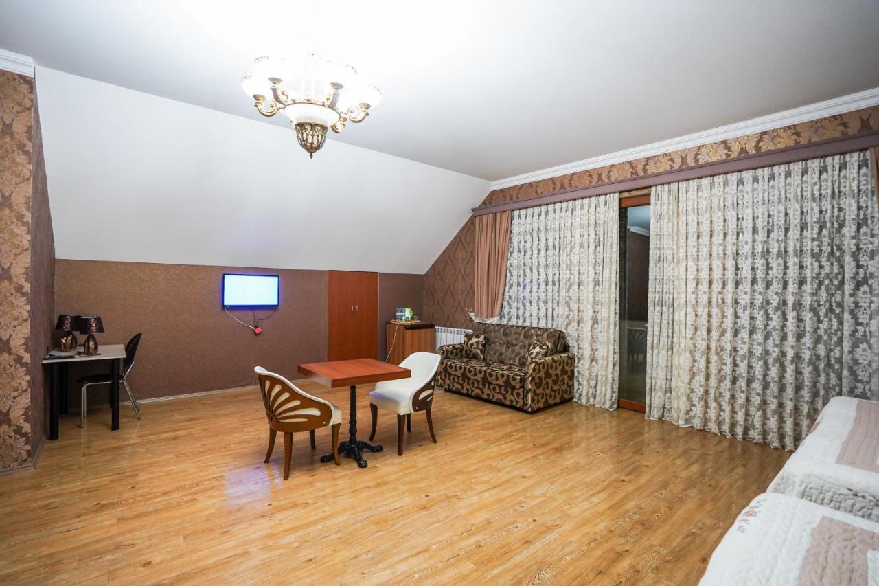 Natali Hotel 보르조미 외부 사진